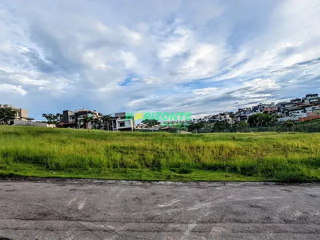 Terreno com 601m², à venda, no bairro Urbanova em São José dos Campos