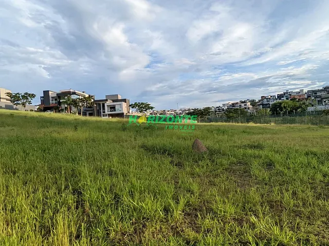 Terreno com 601m², à venda, no bairro Urbanova em São José dos Campos
