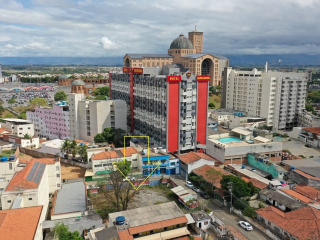 Terreno com 972m², à venda, no bairro Santa Rita em Aparecida