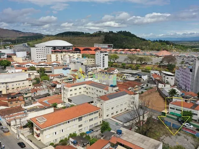 Terreno com 972m², à venda, no bairro Santa Rita em Aparecida