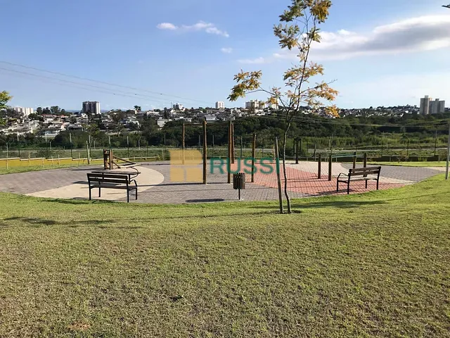 Terreno com 330m², à venda, no bairro Urbanova em São José dos Campos