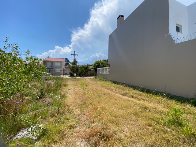 Terreno com 300m², à venda, no bairro Laranjal em Pelotas