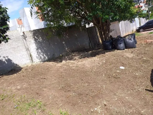 Terreno à venda, no bairro Xaxim em Curitiba