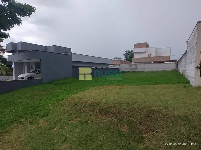 Terreno com 300m², à venda, no bairro Condomínio Terras do Vale em Caçapava