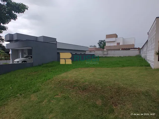 Terreno com 300m², à venda, no bairro Condomínio Terras do Vale em Caçapava