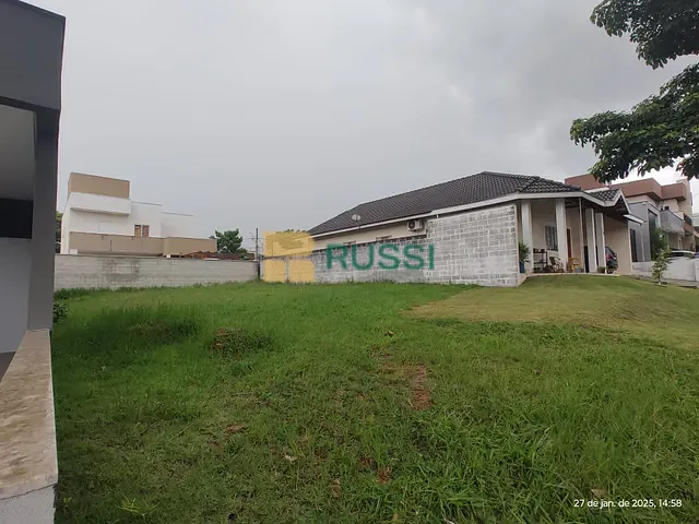 Terreno com 300m², à venda, no bairro Condomínio Terras do Vale em Caçapava
