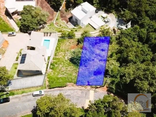 Terreno com 608m², à venda, no bairro Clube da Montanha em Atibaia