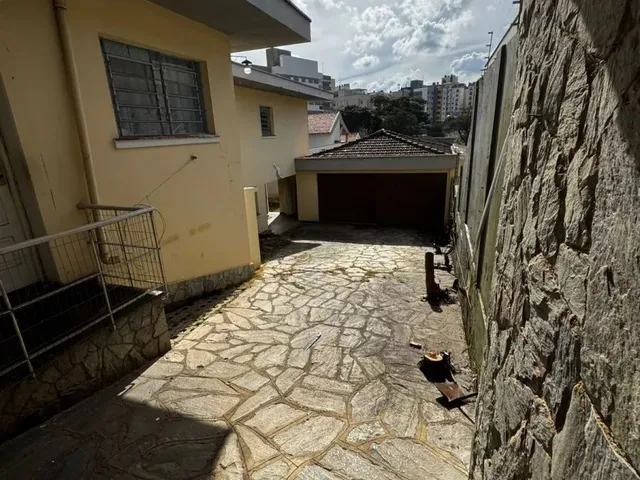 Terreno com 896m², à venda, no bairro Cristo Rei em Curitiba