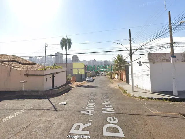 Terreno com 300m², à venda, no bairro Tubalina em Uberlândia