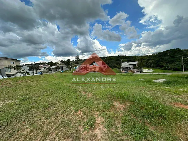 Terreno com 357m², à venda, no bairro Vila Velha em Caçapava