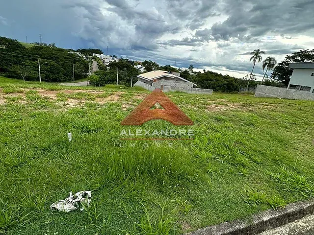 Terreno com 357m², à venda, no bairro Vila Velha em Caçapava