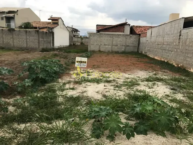 Terreno com 200m², à venda, no bairro Água Preta em Pindamonhangaba