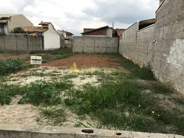 Terreno com 200m², à venda, no bairro Água Preta em Pindamonhangaba