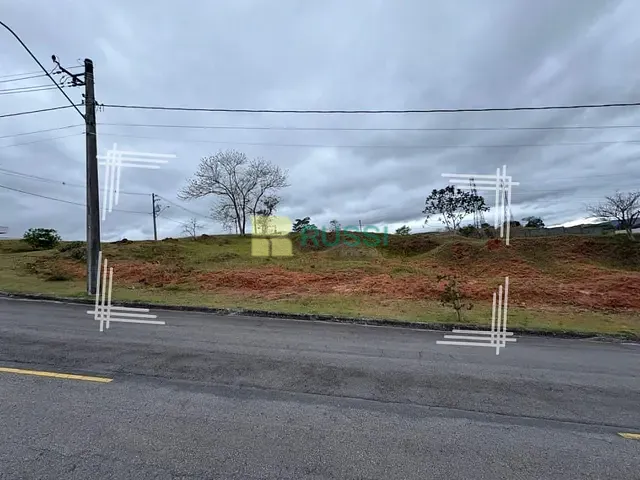 Terreno com 360m², à venda, no bairro Condomínio Bellavittá em Caçapava