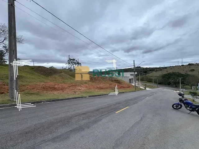 Terreno com 360m², à venda, no bairro Condomínio Bellavittá em Caçapava