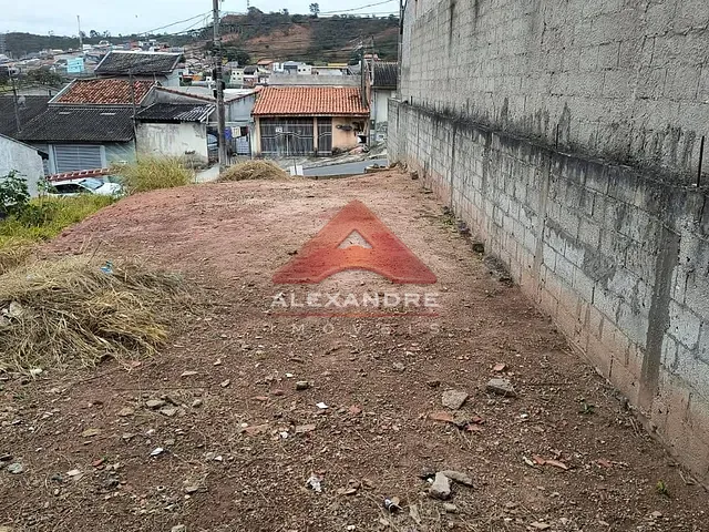 Terreno com 167m², à venda, no bairro Jardim Santa Júlia em São José dos Campos