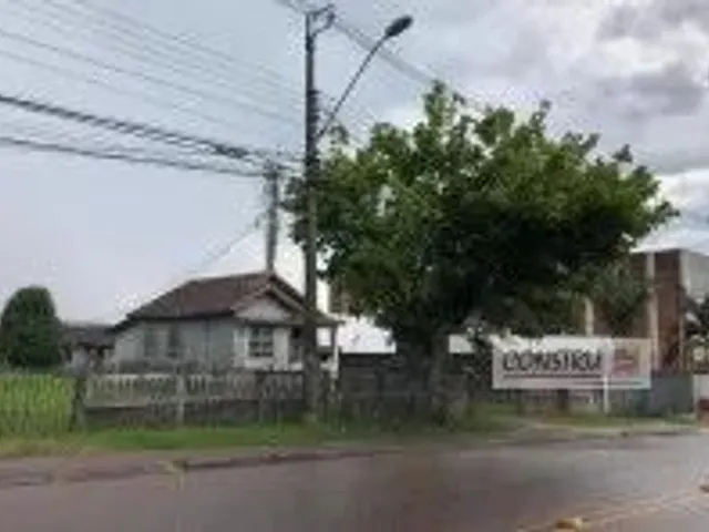 Terreno à venda, no bairro Cajuru em Curitiba