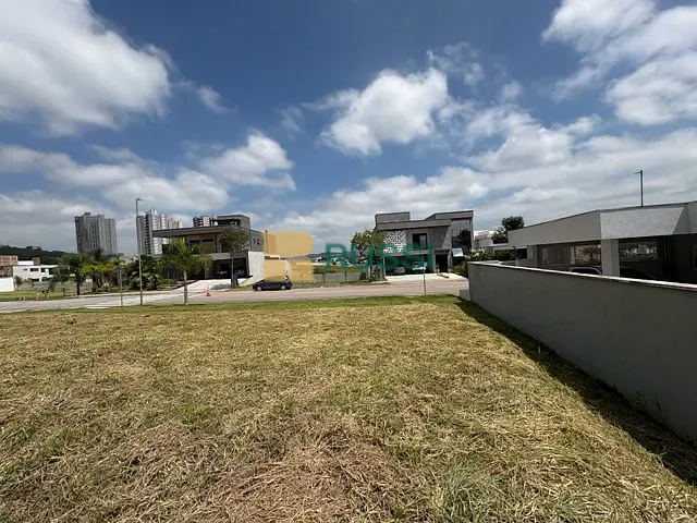 Terreno com 469m², à venda, no bairro Condomínio Residencial Monaco em São José dos Campos