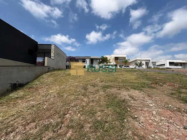 Terreno com 451m², à venda, no bairro Condomínio Residencial Monaco em São José dos Campos