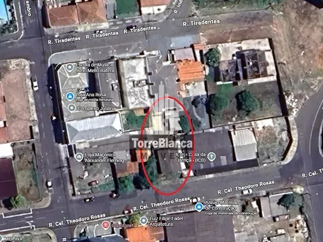 Terreno com 320m², à venda, no bairro Centro em Ponta Grossa