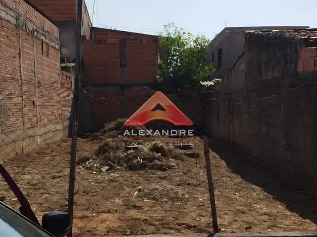 Terreno com 126m², à venda, no bairro Jardim Mariana I em São José dos Campos
