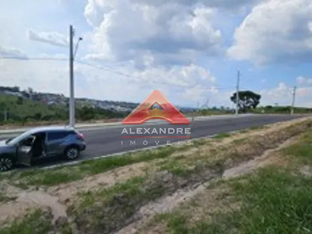 Terreno com 250m², à venda, no bairro Putim em São José dos Campos