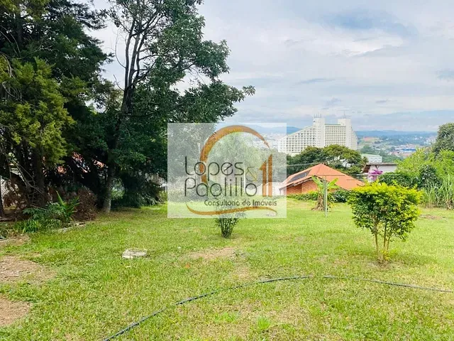 Terreno com 583m², à venda, no bairro Campos de Atibaia em Atibaia