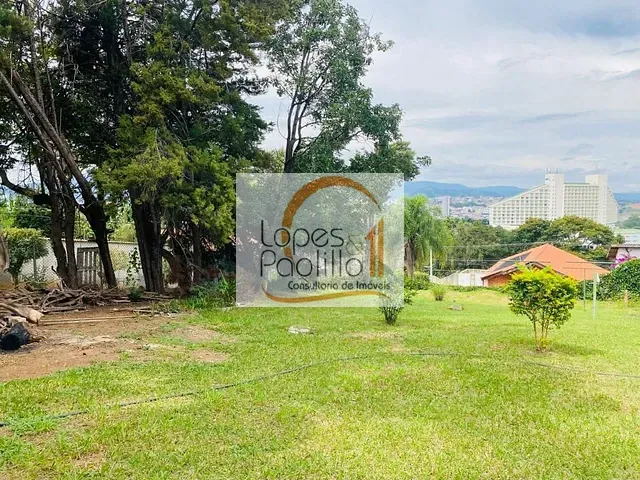 Terreno com 583m², à venda, no bairro Campos de Atibaia em Atibaia