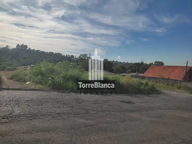Terreno com 462m², à venda, no bairro Uvaranas em Ponta Grossa