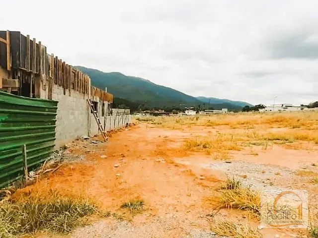 Terreno com 360m², à venda, no bairro Condomínio Residencial Ecoville 1 em Atibaia