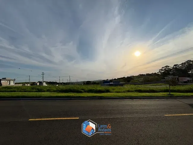 Terreno com 250m² 1 quarto e 1 banheiro, à venda, no bairro Colinas do Castelo em Jaguariúna