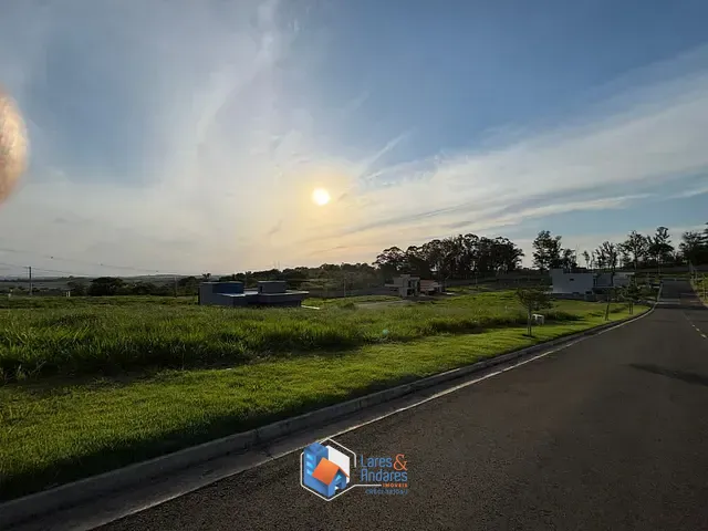 Terreno com 250m² 1 quarto e 1 banheiro, à venda, no bairro Colinas do Castelo em Jaguariúna