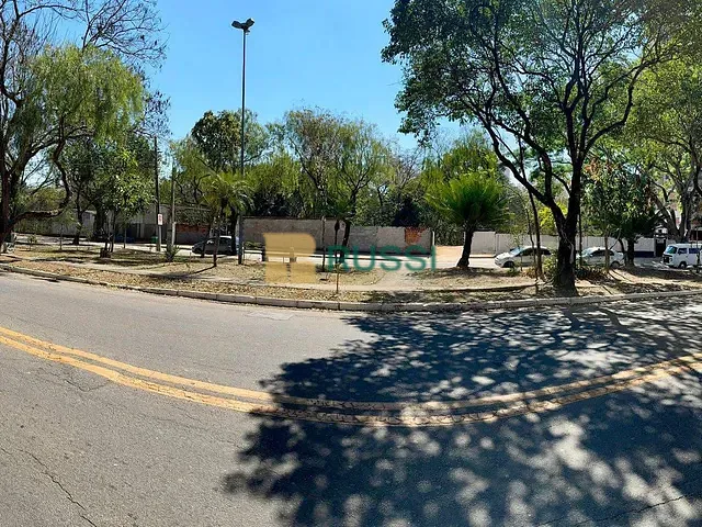 Terreno com 1906m², à venda, no bairro Parque Industrial em São José dos Campos