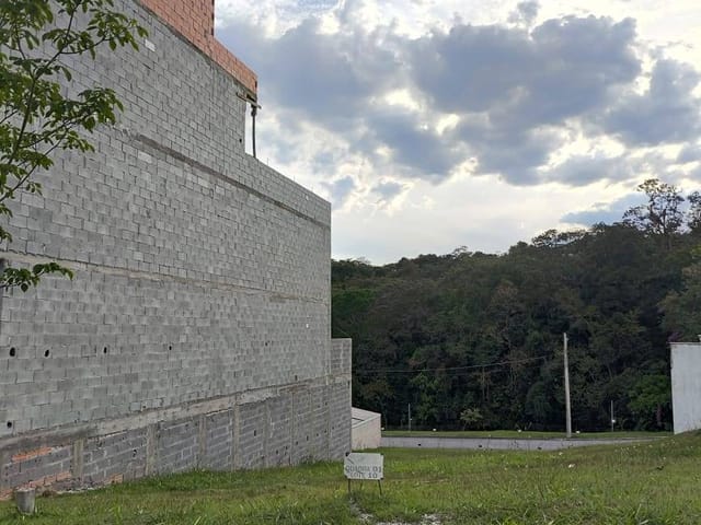 Terreno com 125m², à venda, no bairro Das Pedras em Cotia