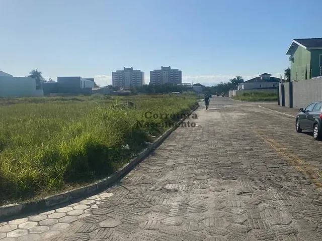 Terreno com 300m², à venda, no bairro Jardim Santa Maria em Jacareí