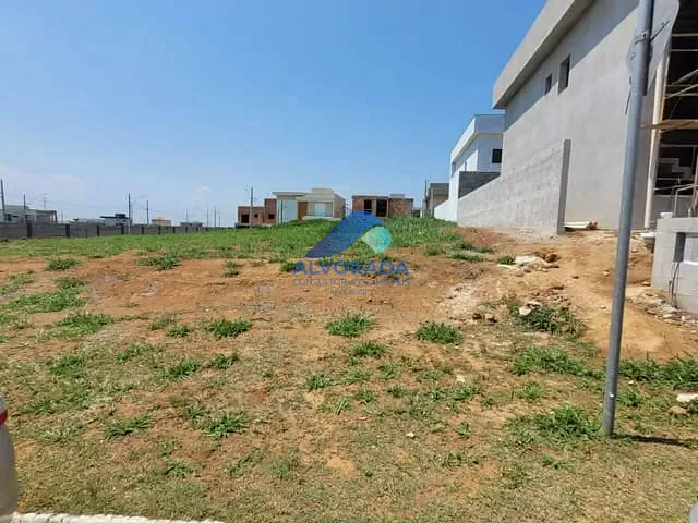 Terreno com 260m², à venda, no bairro Recanto dos Eucaliptos em São José dos Campos