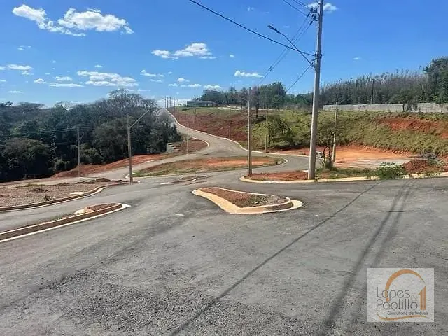 Terreno com 378m², à venda, no bairro Boa Vista em Atibaia