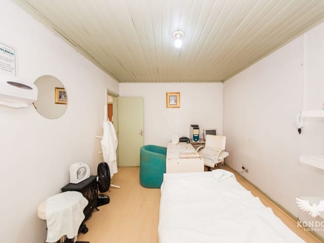 Terreno à venda, no bairro Butiatuvinha em Curitiba