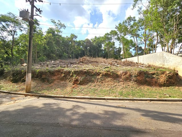 Terreno com 1318m², à venda, no bairro Parque Rincão em Cotia