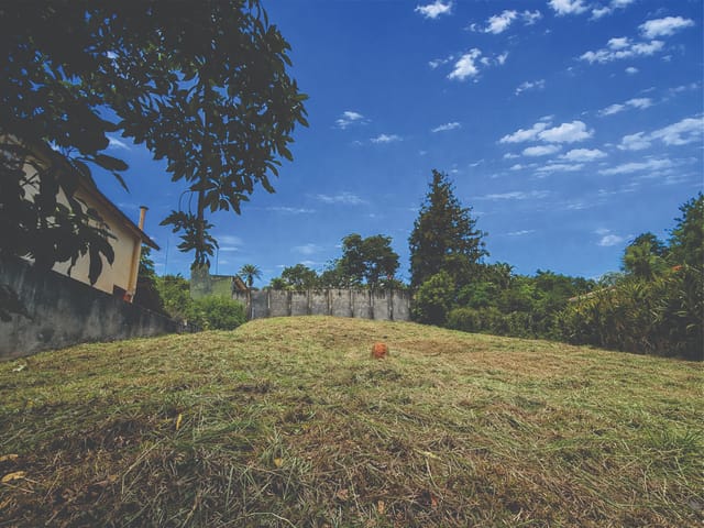 Terreno com 1000m², à venda, no bairro Recanto Impla em Carapicuíba