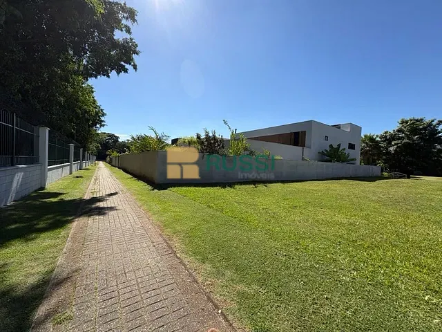 Terreno com 1200m², à venda, no bairro Condomínio Chácara Serimbura em São José dos Campos