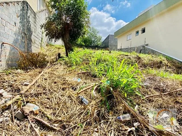 Terreno com 285m², à venda, no bairro Jardim Maristela em Atibaia