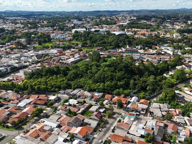 Terreno com 5059m², à venda, no bairro São Braz em Curitiba