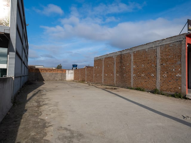 Terreno com 300m², para alugar, no bairro Três Vendas em Pelotas
