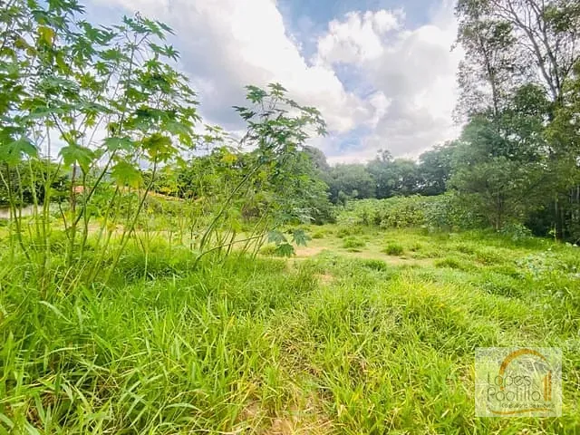 Terreno com 988m², à venda, no bairro Itapetinga em Atibaia