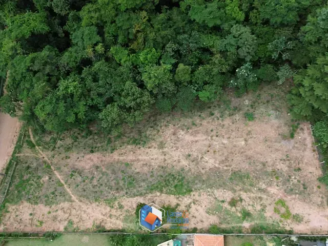 Terreno com 2347m², à venda, no bairro Estância Santa Lúcia em Jarinu