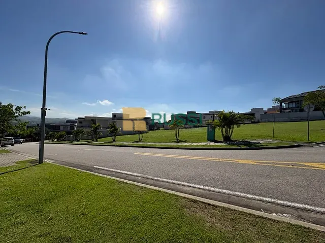 Terreno com 537m², à venda, no bairro Condomínio Residencial Alphaville II em São José dos Campos