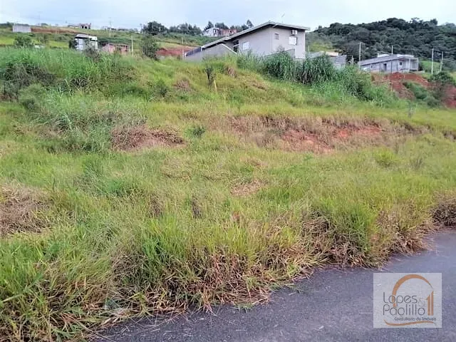 Terreno com 269m², à venda, no bairro Cachoeirinha em Bom Jesus dos Perdões