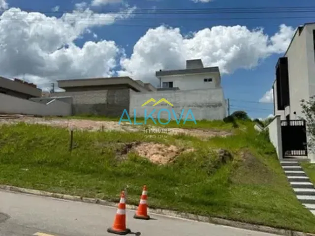 Terreno com 361m², à venda, no bairro Recanto dos Eucaliptos em São José dos Campos