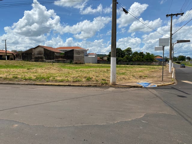 Terreno com 382m², à venda, no bairro TAMBAÚ em Tambaú